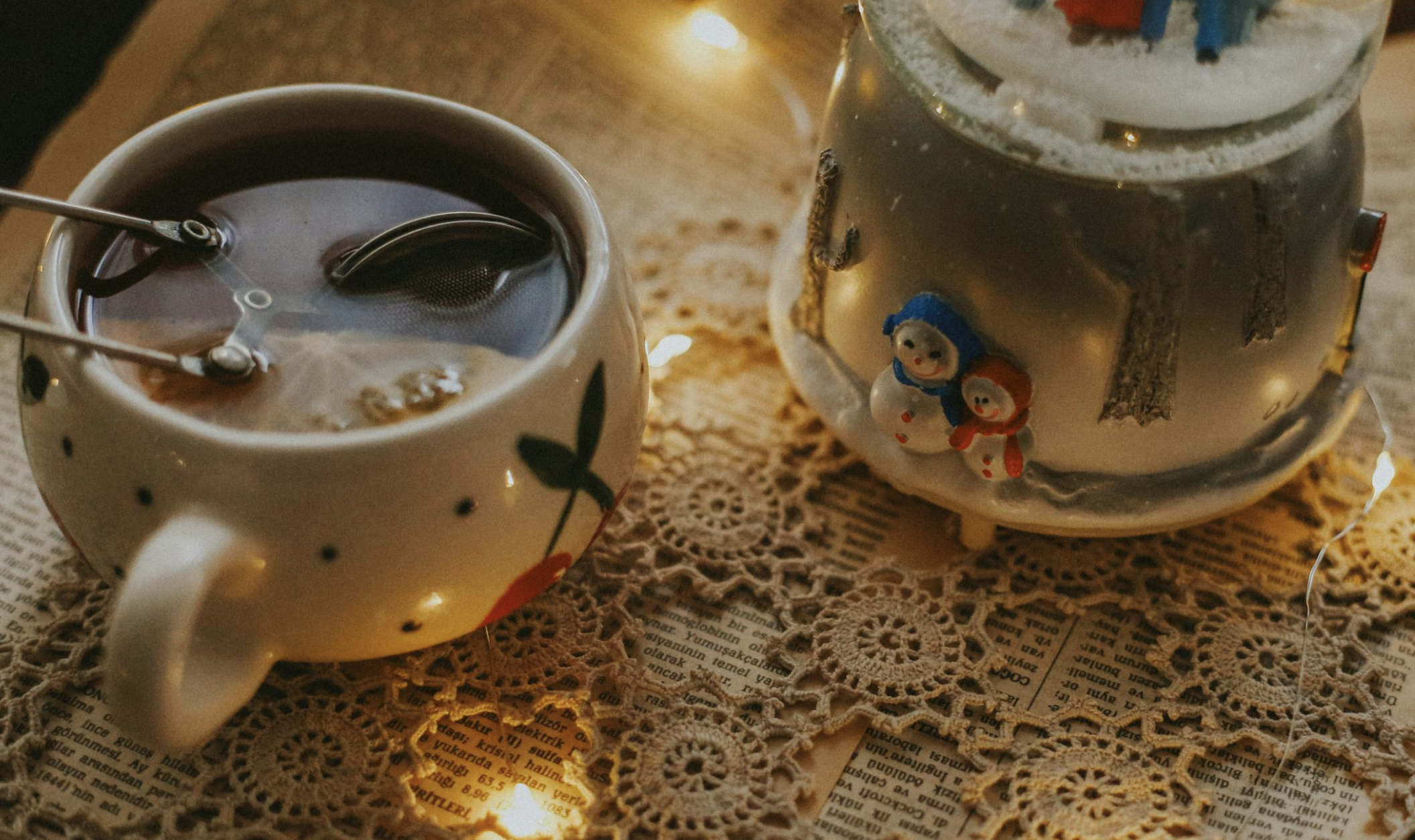 how do I feel stress-free during holidays, feeling overwhelmed during holidays, why are the holidays so stressful, why are the holidays depressing, why are the holidays so depressing<br />
