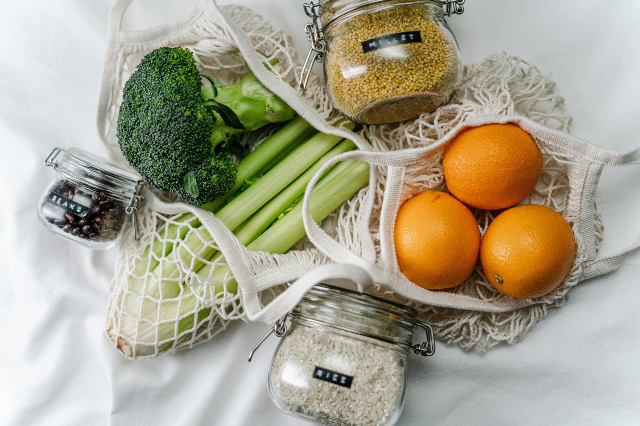 balanced relationship with food intuitive eating habits listening to hunger and fullness cues food guilt and mindset overcoming scarcity mindset with food mindful eating practices non restrictive nutrition approach honoring fullness cues food and emotional awareness
